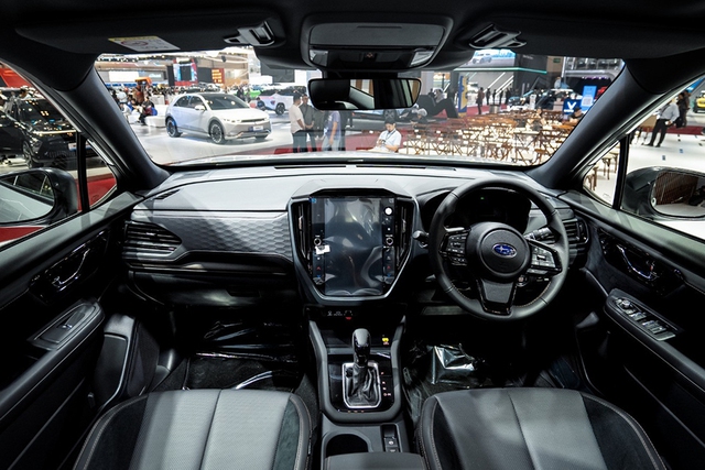 Subaru Forester thế hệ mới sắp về Việt Nam, giá dự kiến lên đến 1,5 tỉ đồng - Ảnh 2.