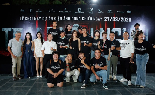 Mỹ nam 6 múi cao 1,78 m trong 'Mưa đỏ' …
