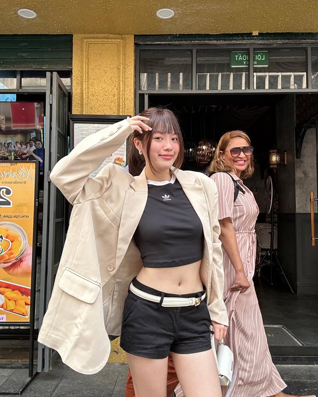 Áo blazer, 'chiếc chìa khóa vàng' cho vẻ ngoài thanh lịch - Ảnh 6.