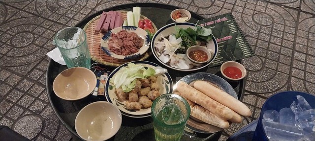 Từ chuyện 'quy định trách nhiệm người tham gia nhậu cùng': Mặt tối sau ly bia, rượu...  - Ảnh 2.