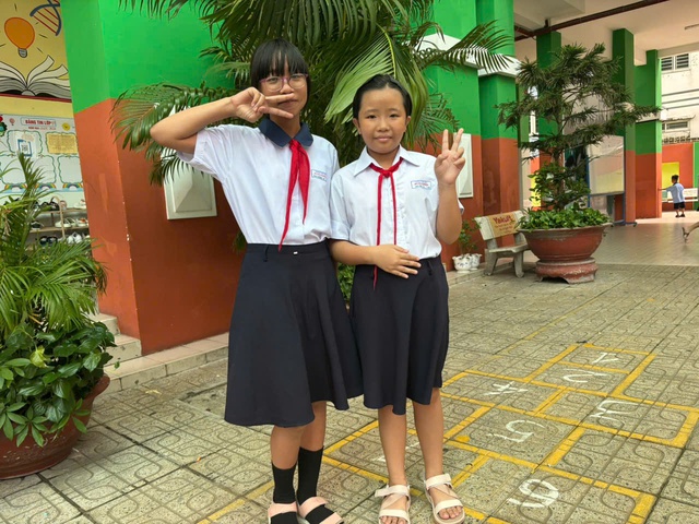 Hiệu trưởng trả lời nhiều vấn đề thắc mắc của bạn đọc - Ảnh 8.