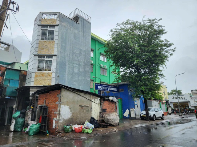 Hiệu trưởng trả lời nhiều vấn đề thắc mắc của bạn đọc - Ảnh 2.