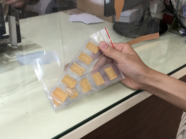 Ba 'ông lớn' vàng bạc SJC, Bảo Tín Minh Châu, Doji đồng loạt bị xử phạt - Ảnh 1.