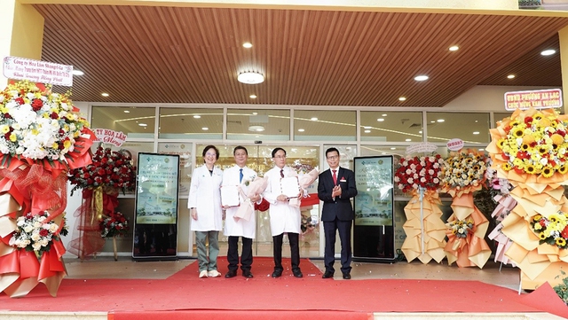 BV Quốc tế City ra mắt: Trung tâm Thẩm mỹ - Y học tái tạo, Pk Quốc tế- Ảnh 2. BV Quốc tế City ra mắt: Trung tâm Thẩm mỹ - Y học tái tạo, Pk Quốc tế- Ảnh 2.