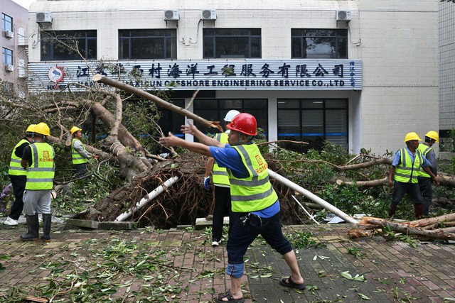 Bão Ragasa gây thiệt hại tại Trung Quốc, bão Bualoi tiến đến Philippines - Ảnh 1.