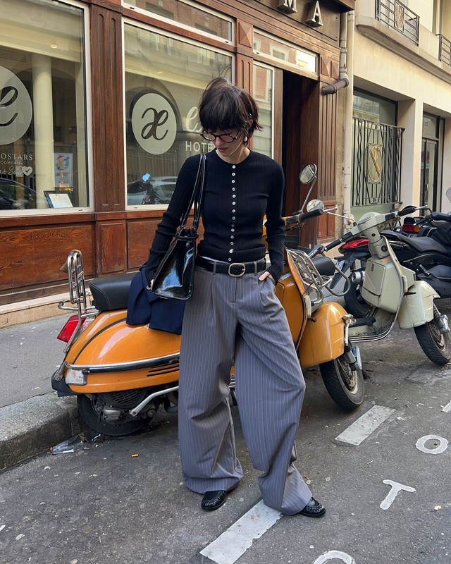 Chỉ cần phụ kiện này, trang phục bình thường cũng hóa sang xịn - Ảnh 2.