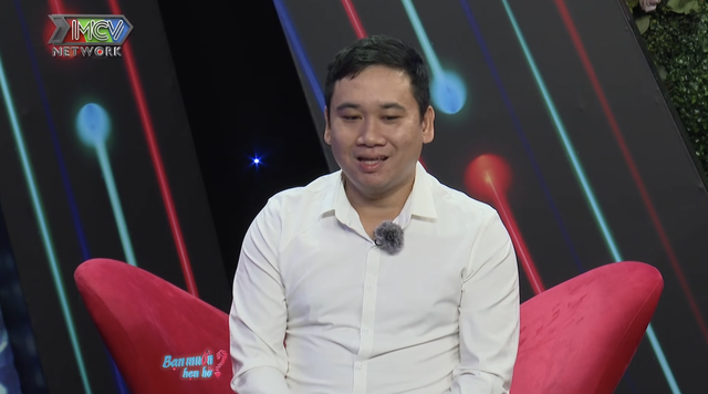 Nữ nhân viên ngân hàng từ chối hẹn hò trên show truyền hình bạn muốn hẹn hò - Ảnh 1.