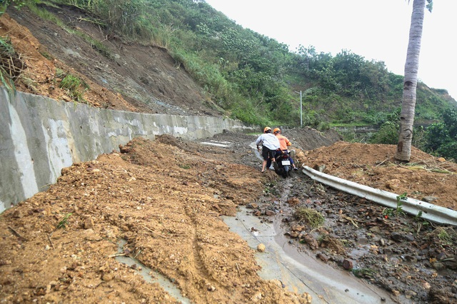 Bão Bualoi sắp quét qua Philippines, Campuchia lo đối phó - Ảnh 1.