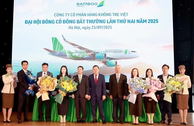 Tập đoàn FLC tiếp quản lại Bamboo Airways - Ảnh 1.