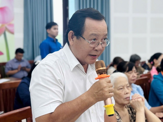Cử tri ở TP.HCM  - Ảnh 2.
