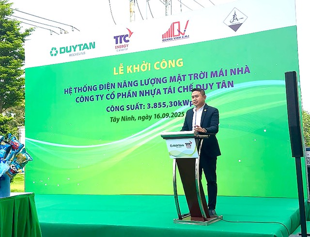 Điện mặt trời mái nhà tại DUYTAN Recycling - Bước tiến xanh hóa sản xuất- Ảnh 2.