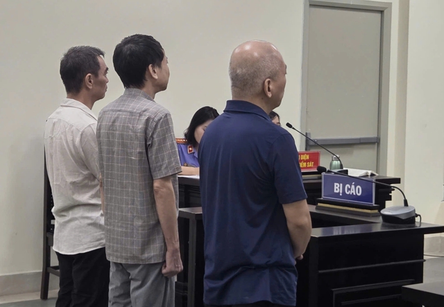 Nam ca sĩ lãnh án 13 năm tù vì lừa đảo …