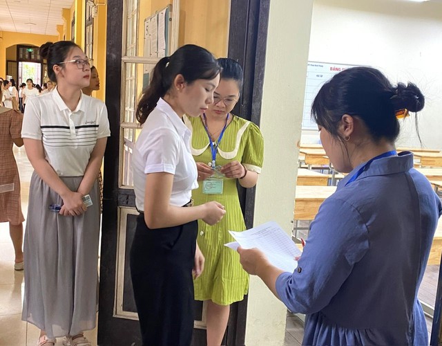 Hà Nội tuyển giáo viên, có môn 1 'chọi' 80- Ảnh 1.