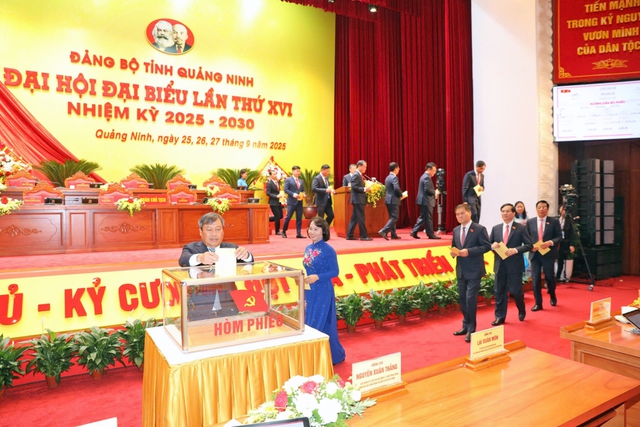 Ông Vũ Đại Thắng được bầu làm Bí thư Tỉnh ủy Quảng Ninh- Ảnh 2.