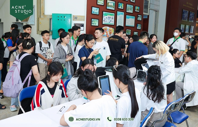 Skintalk by ACNE Studio kỳ V: Kiến thức da liễu ‘chạm’ đến cộng đồng sinh viên Y- Ảnh 5. Skintalk by ACNE Studio kỳ V: Kiến thức da liễu ‘chạm’ đến cộng đồng sinh viên Y- Ảnh 5.