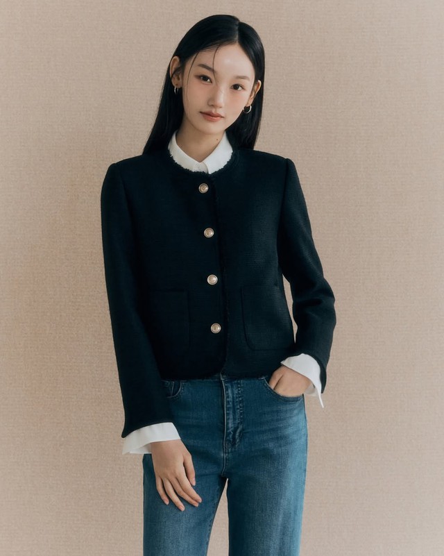 Áo khoác dáng ngắn 'lên ngôi', thay thế blazer - Ảnh 7.