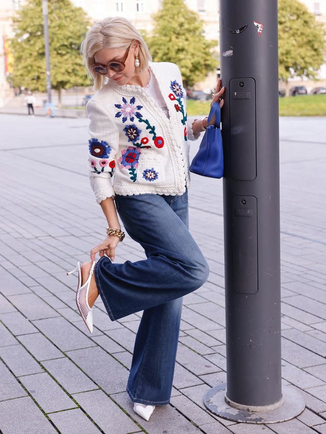 Áo khoác dáng ngắn 'lên ngôi', thay thế blazer - Ảnh 8.