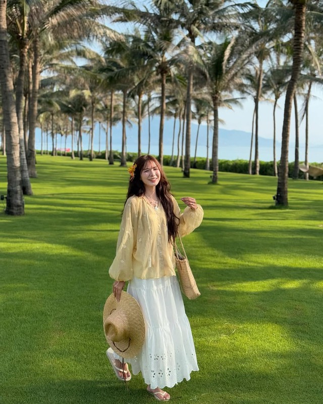 Ngọt lịm ngày thu với áo babydoll và chân váy- Ảnh 8.