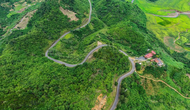 Cán bộ, viên chức Lâm Đồng gian nan vì kết nối giao thông yếu kém- Ảnh 5.