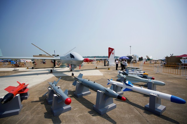 UAV quân sự: cuộc chơi không của riêng những ông lớn - Ảnh 2.