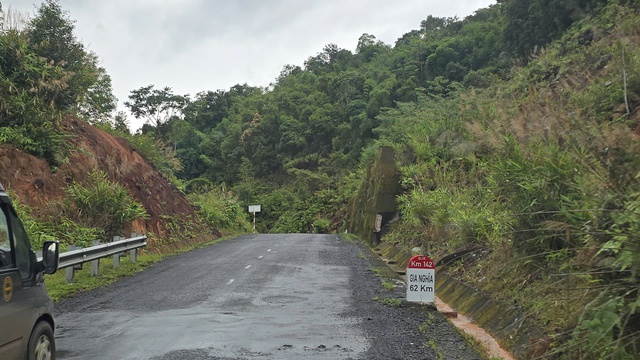Cán bộ, viên chức Lâm Đồng gian nan vì kết nối giao thông yếu kém- Ảnh 3.