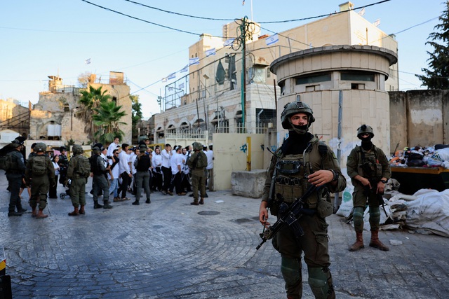 &Ocirc;ng Trump sẽ quyết ngăn Israel s&aacute;p nhập Bờ T&acirc;y ? - Ảnh 2.