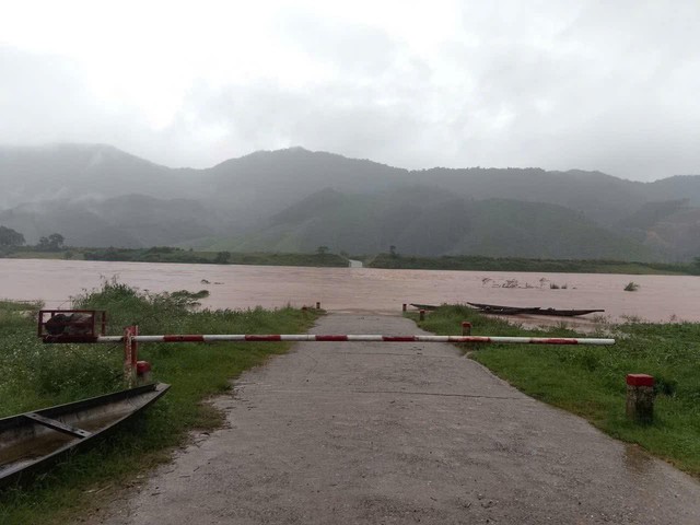 - Ảnh 4. - Ảnh 4.