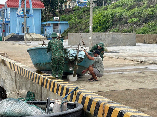 - Ảnh 2. - Ảnh 2.