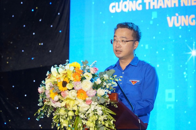 Tuyên dương 26 gương thanh ni…