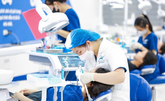 Niềng răng có đau không? Giai đoạn nào đau nhất?- Ảnh 2. Niềng răng có đau không? Giai đoạn nào đau nhất?- Ảnh 2.