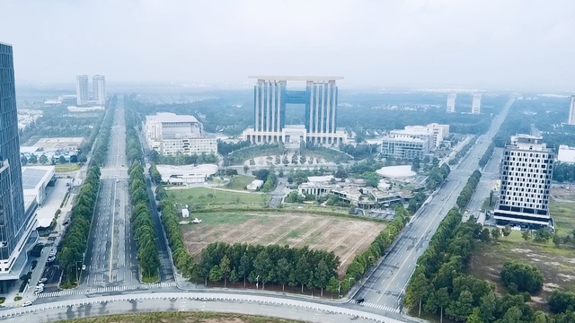 Dừng hỗ trợ tiền ăn cho công chức làm việc tại Trung tâm hành chính Bình Dương - Ảnh 1.