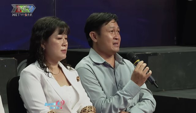 Đưa em trai đến show hẹn hò, người anh khóc vì thương em lận đận tình duyên - Ảnh 4.