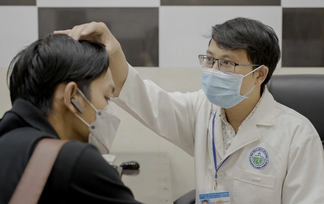 Bác sĩ có được phép kê đơn mỹ phẩm, dược mỹ phẩm điều trị bệnh da liễu?- Ảnh 1. Bác sĩ có được phép kê đơn mỹ phẩm, dược mỹ phẩm điều trị bệnh da liễu?- Ảnh 1.