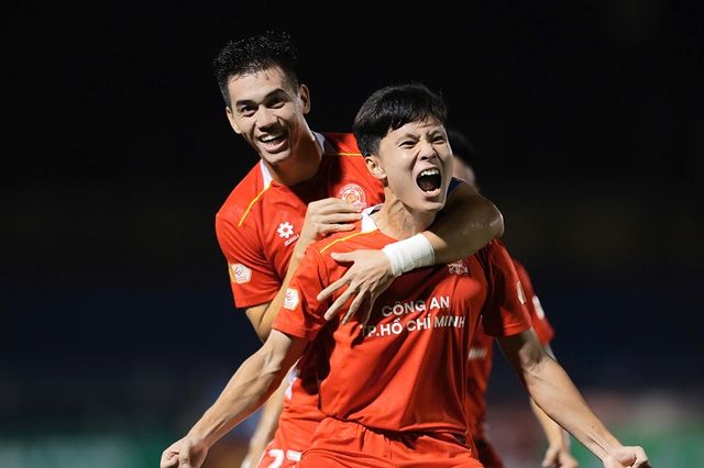 Vì sao V-League ngày càng hay?- Ảnh 1. Vì sao V-League ngày càng hay?- Ảnh 1.
