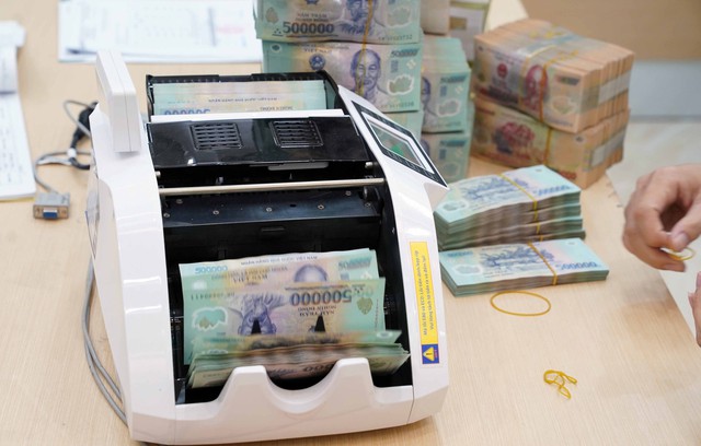 Hàng loạt cá nhân nợ thuế tiền triệu bị tạm hoãn xuất cảnh