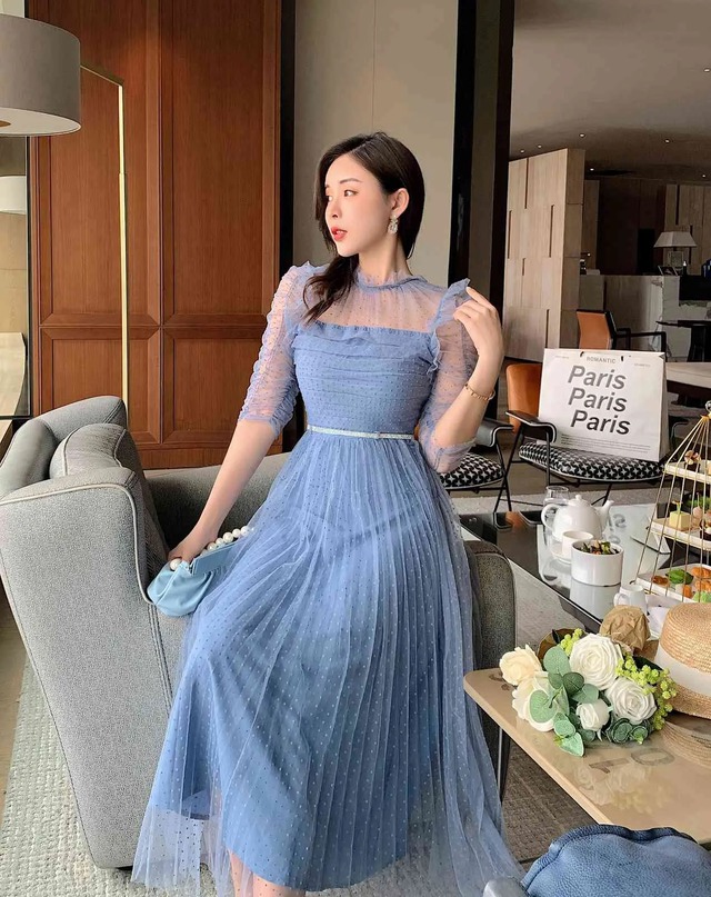 Biến hóa phong cách với trang phục dự tiệc gợi cảm cuốn hút- Ảnh 5.