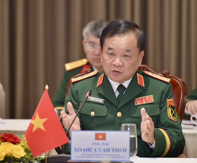 Thứ trưởng Bộ Quốc phòng Nga nhận Huân chương Hữu nghị Việt Nam trao tặng- Ảnh 1. Thứ trưởng Bộ Quốc phòng Nga nhận Huân chương Hữu nghị Việt Nam trao tặng- Ảnh 1.