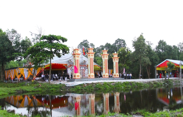Làng trường thọ bên phá Tam Giang của Huế độc đáo lễ hội ngày Tết Độc lập- Ảnh 1. Làng trường thọ bên phá Tam Giang của Huế độc đáo lễ hội ngày Tết Độc lập- Ảnh 1.