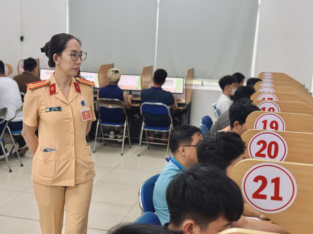Từ 1.9, tất cả kỳ thi sát hạch lái xe dùng bộ đề 600 câu của CSGT - Ảnh 1.