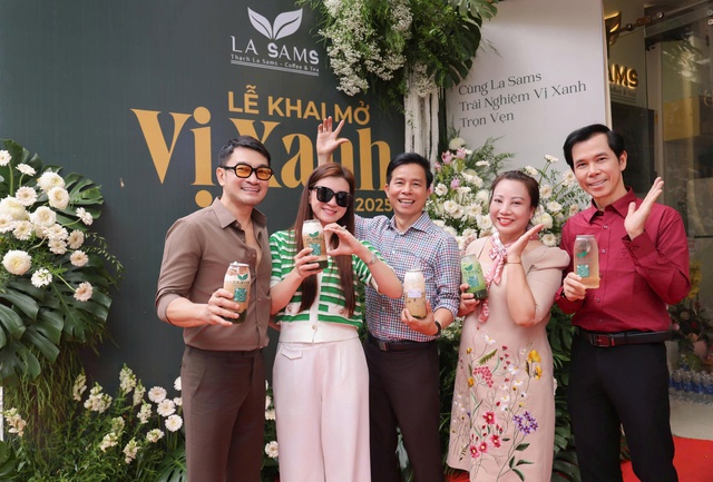 Diễn viên Đoàn Minh Tài và hành trình nâng tầm thức uống Việt từ lá sâm- Ảnh 2. Diễn viên Đoàn Minh Tài và hành trình nâng tầm thức uống Việt từ lá sâm- Ảnh 2.