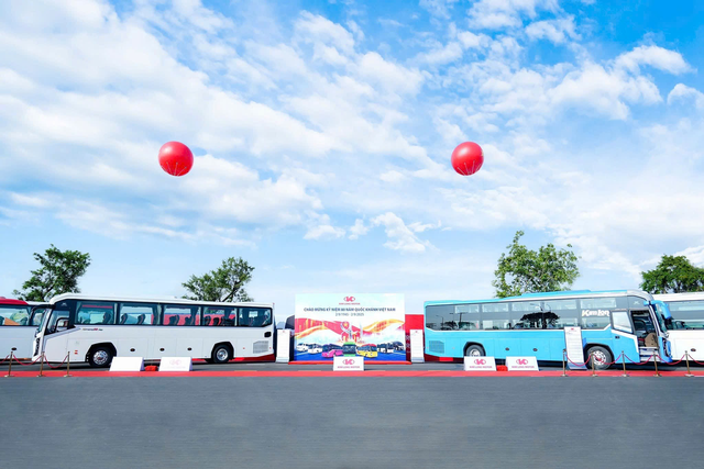 Kim Long Motor ghi dấu ấn mạnh mẽ tại Triển lãm thành tựu đất nước- Ảnh 1. Kim Long Motor ghi dấu ấn mạnh mẽ tại Triển lãm thành tựu đất nước- Ảnh 1.