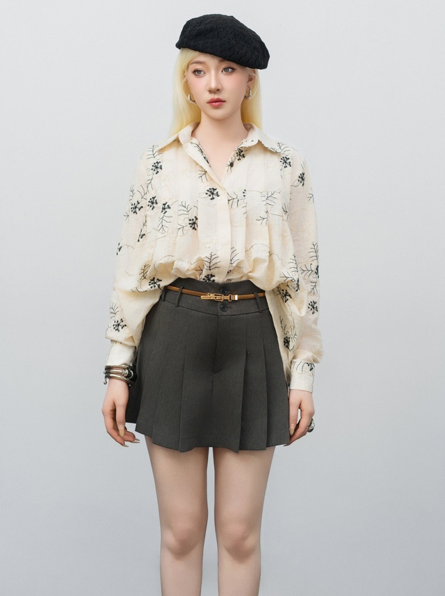 Sơ mi trơn, sơ mi họa tiết là điểm nhấn khó quên cho phong cách thanh lịch- Ảnh 4. Sơ mi trơn, sơ mi họa tiết là điểm nhấn khó quên cho phong cách thanh lịch- Ảnh 4.