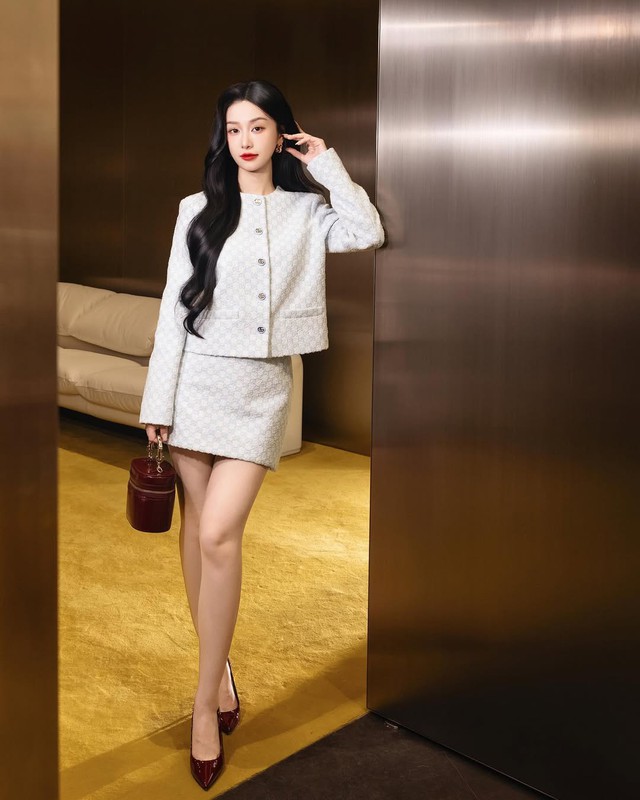 Phong cách elegant - chìa khóa mở cánh cửa quý phái- Ảnh 6.