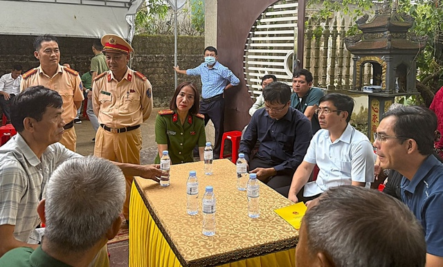 Hai bố con tử vong trong nhà nghi do ng…