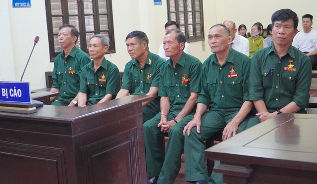 Tòa trả hồ sơ 6 cựu…