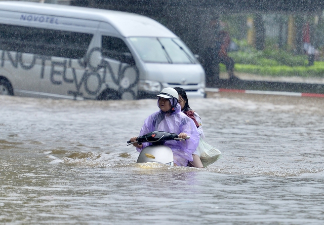 Ứng phó với mưa bão, các trườ…
