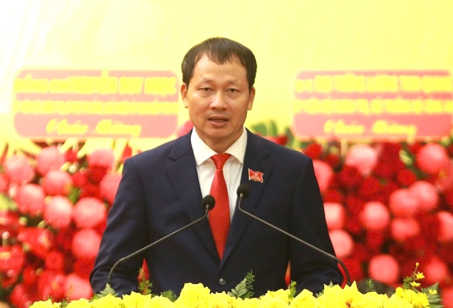 Ông Vũ Hồng Văn tiếp tục làm Bí thư Tỉn…