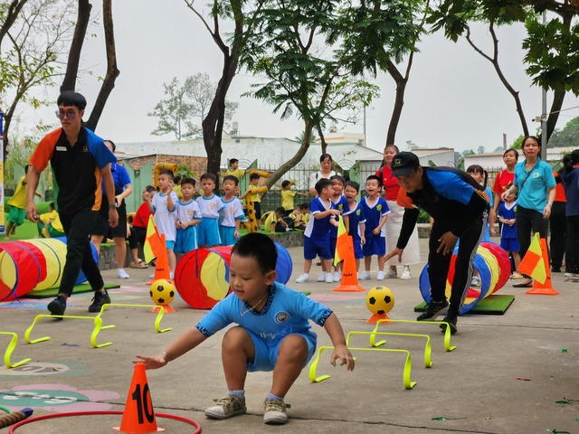 Phụ huynh hỏi về CLB có thu phí bậc mầm non, Sở GD-ĐT TP.HCM nói rõ - Ảnh 3.