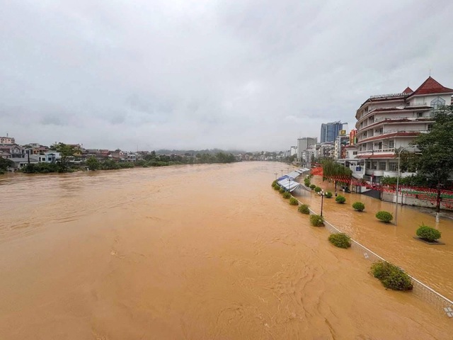 Mưa lớn kéo dài, kh…