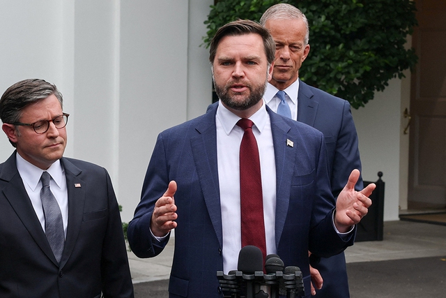 Ch&iacute;nh phủ Mỹ sắp đ&oacute;ng cửa? - Ảnh 1.